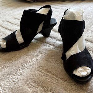 Arche Soexor Sandals black suede size 37 (6.5-7)